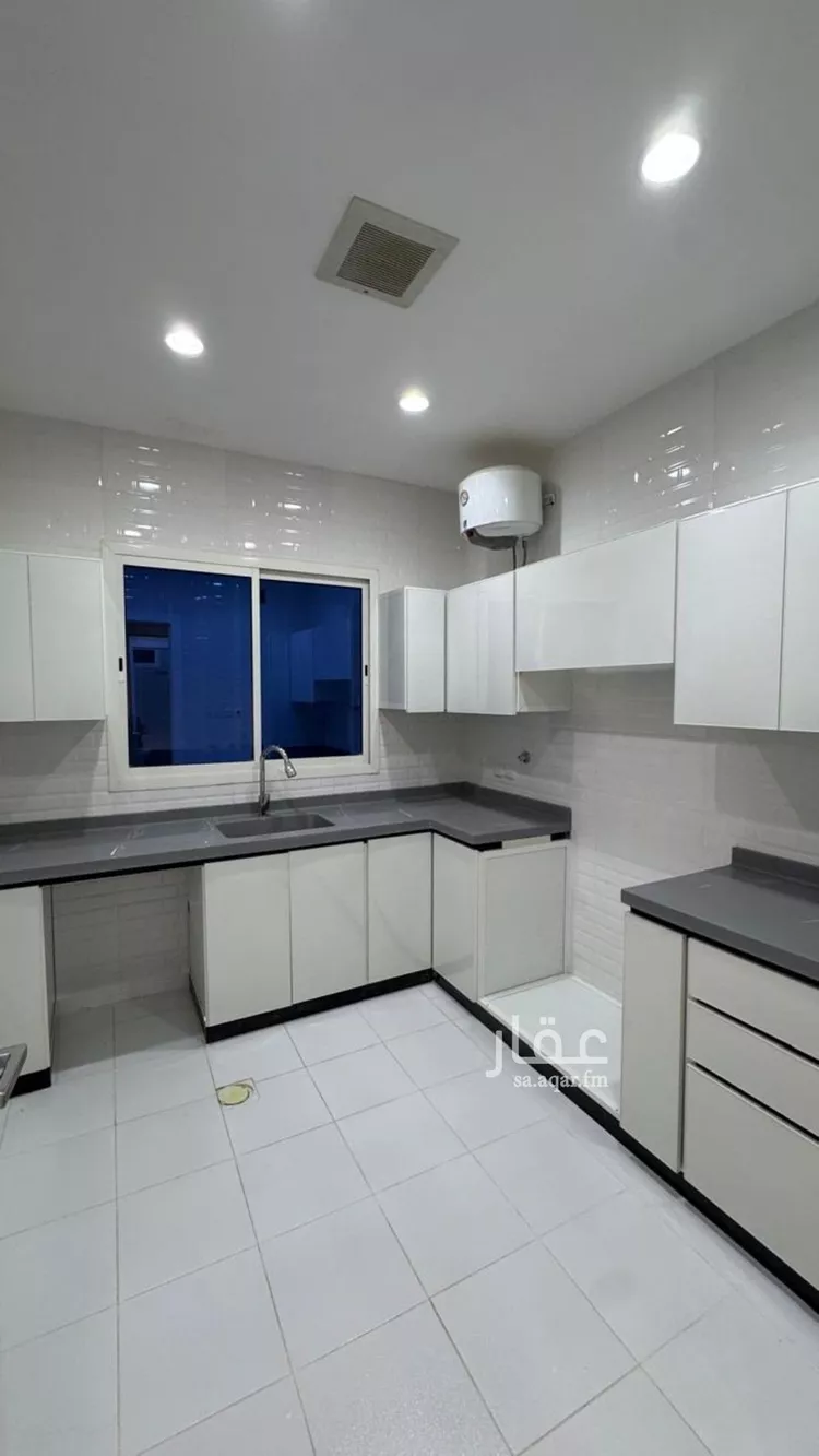 شقة للإيجار في شارع حسن مالكي, حي عرقة, مدينة الرياض, منطقة الرياض