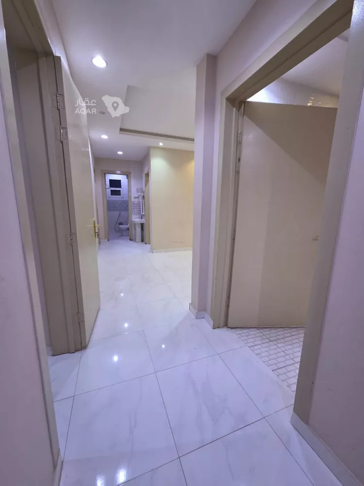 شقة للإيجار في شارع الطوال, حي الجنادرية, مدينة الرياض, منطقة الرياض 8