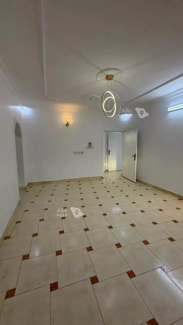 شقة للإيجار في شارع رقم 63, حي العزيزية, مدينة الرياض, منطقة الرياض صورة 2