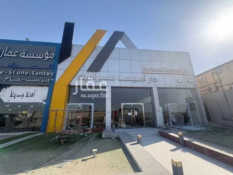 عمارة للإيجار في شارع طريق الظهران الجبيل السريع, حي الصناعية, مدينة الدمام, المنطقة الشرقية صورة 2