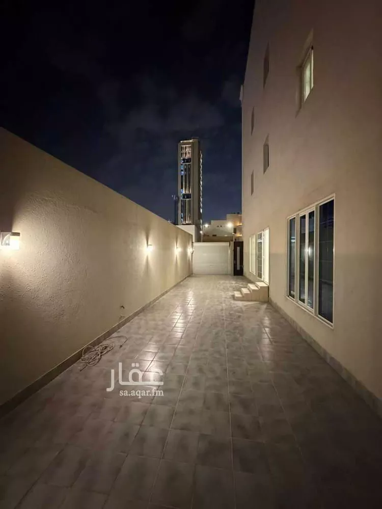 Floor for Sale in Riyadh Al Malqa صورة 4