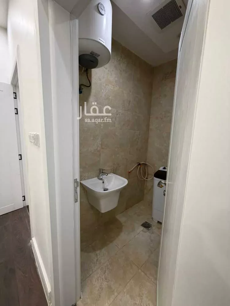 دور للبيع في شارع ممر106, حي الملقا, مدينة الرياض, منطقة الرياض 8