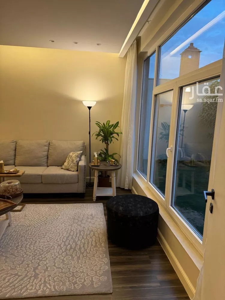 فيلا للبيع في شارع الخماسين, حي اليرموك, مدينة الرياض, منطقة الرياض صورة 3