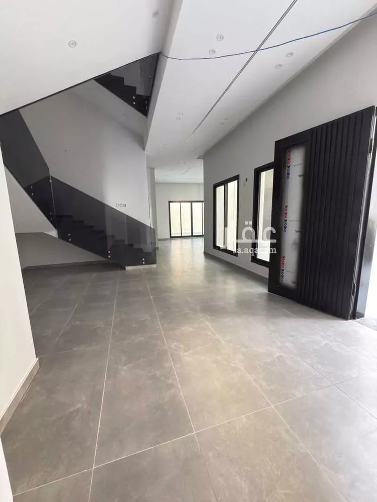 فيلا للبيع في شارع ابن الصاحب, حي الورود, مدينة الخرج, منطقة الرياض صورة 2