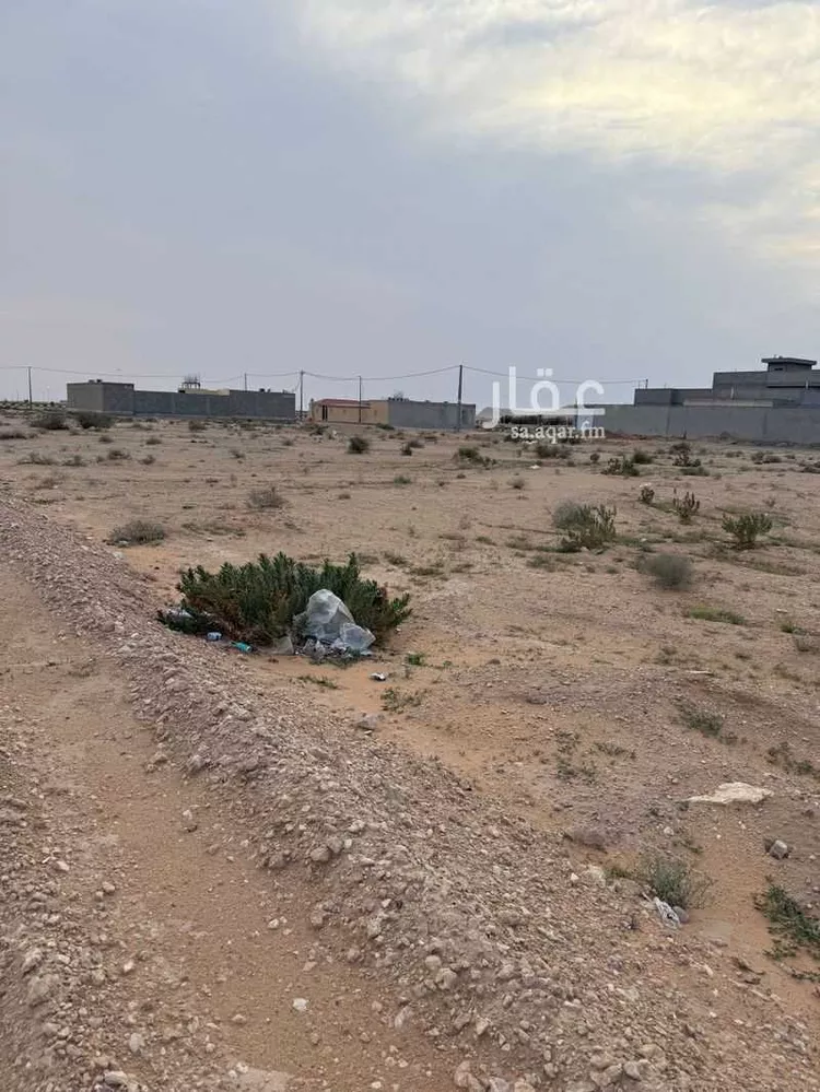 أرض للبيع في شارع الملك عبدالله4, حي الملك عبدالله, مدينة ثادق, منطقة الرياض