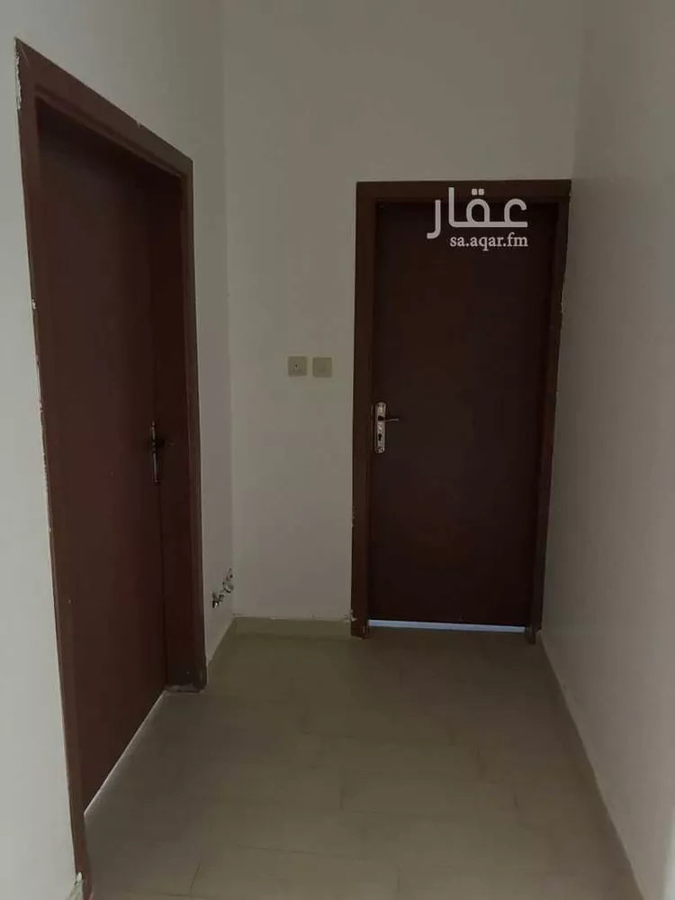 Floor for Rent in Thadiq Al Janadriyah 10
