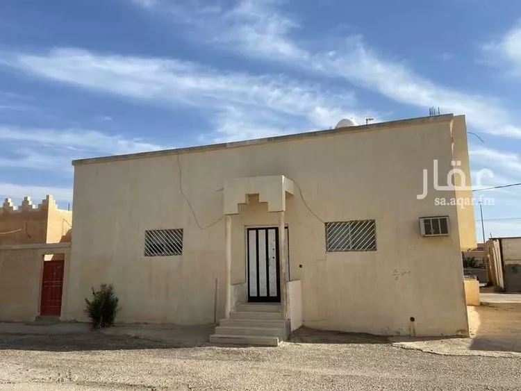 دور للبيع في مدينة ثادق, منطقة الرياض صورة 2