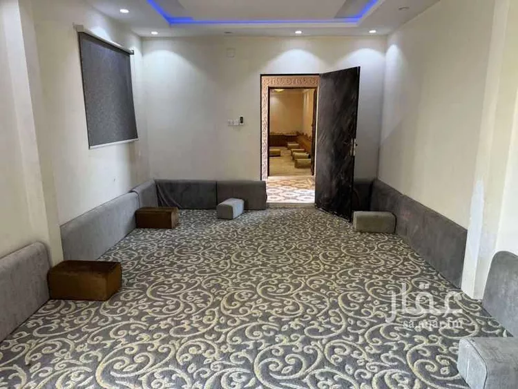 فيلا للبيع في شارع (مخطط1/242) 4, حي مخطط 87, مدينة ثادق, منطقة الرياض