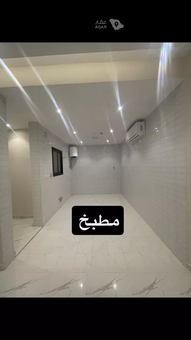 شقة للبيع في شارع دمنهور ، حي عكاظ ، الرياض ، منطقة الرياض 17