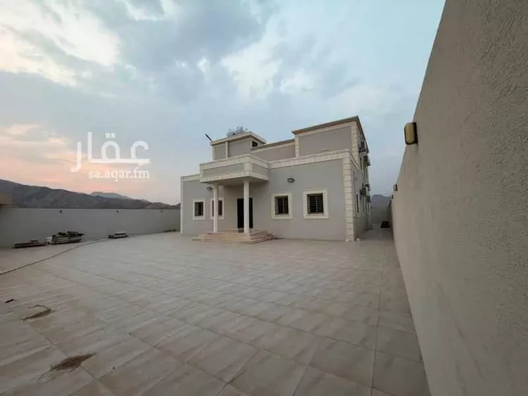 بيت للبيع في الطريق العام ، حي الروضة ، رجال المع ، رجال المع 6
