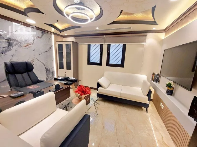 مكتب تجاري للإيجار في شارع التخصصي الفرعي, حي المحمدية, مدينة الرياض, منطقة الرياض