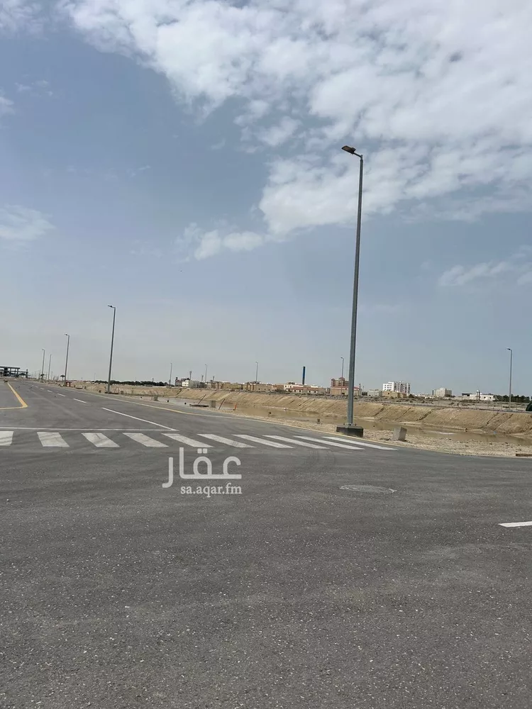 Land for Sale in Al Khobar At Tahliyah صورة 5