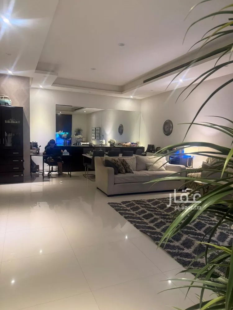 فيلا للإيجار في شارع عبدالرحمن الدباس, حي التعاون, مدينة الرياض, منطقة الرياض صورة 5