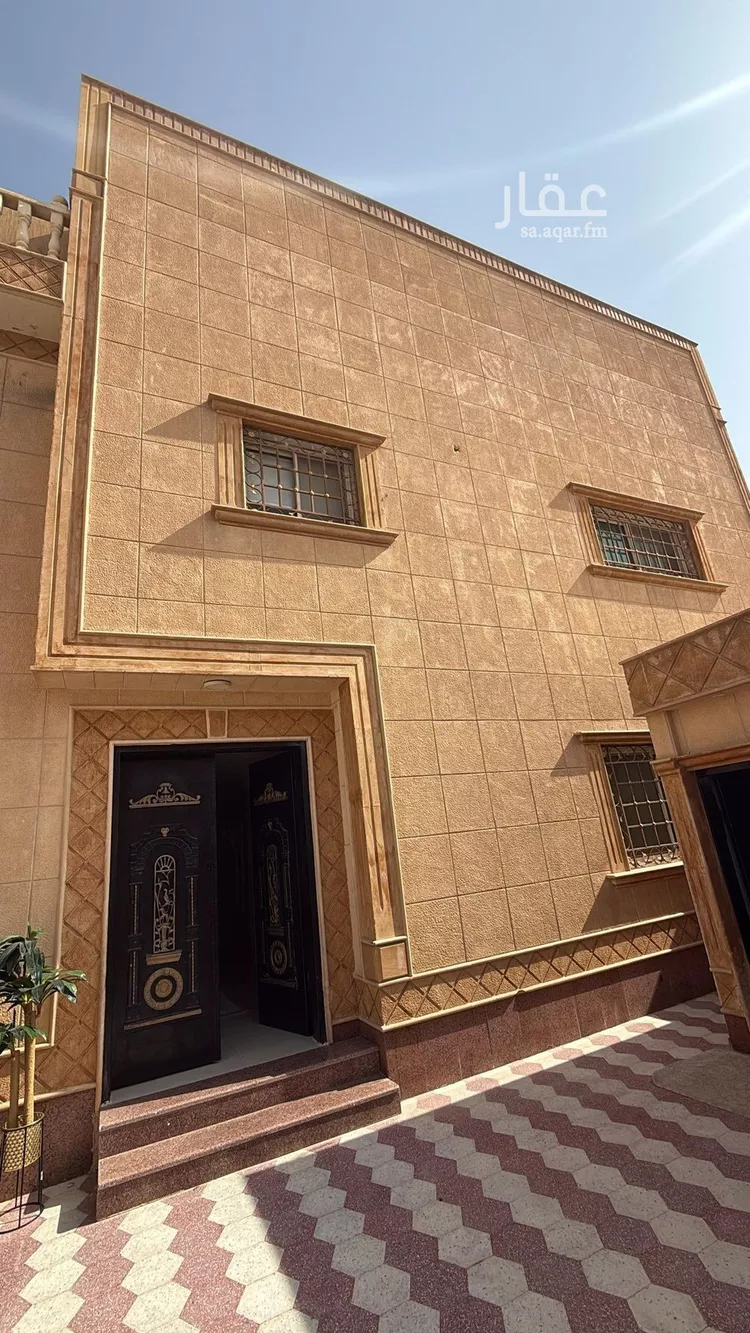 فيلا للبيع في شارع العطف, حي إشبيلية, مدينة الرياض, منطقة الرياض