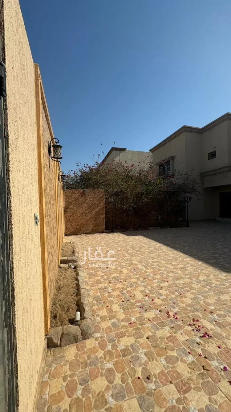 فيلا للبيع في شارع طريق الظهران الجبيل الفرعي, حي الضباب, مدينة الدمام, المنطقة الشرقية صورة 4