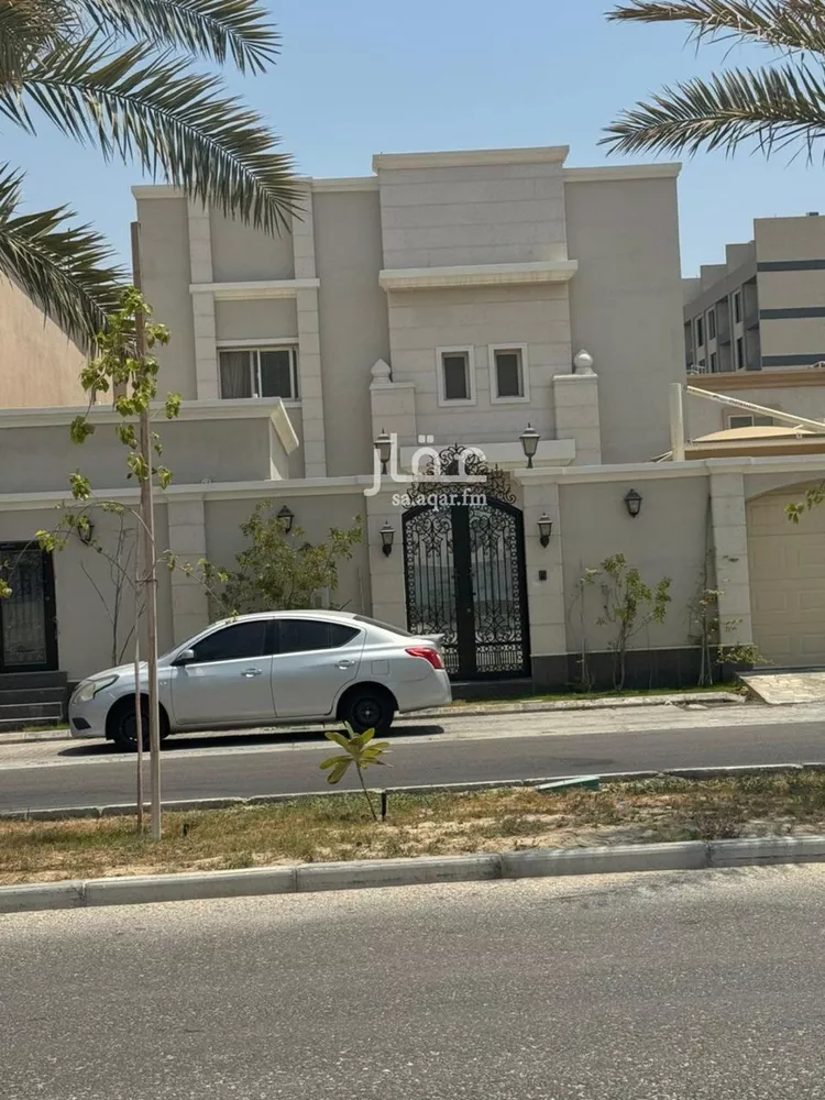 فيلا للبيع في مدينة الظهران, المنطقة الشرقية