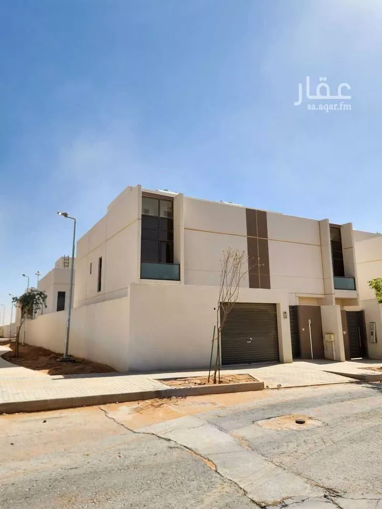 فيلا للإيجار في شارع الامير فيصل بن بندر بن عبدالعزيز الفرعي ، حي مطار الملك خالد الدولي ، الرياض ، منطقة الرياض