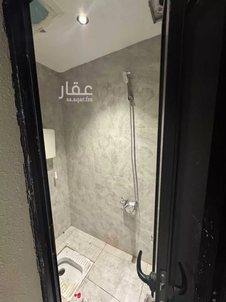 غرفة للإيجار في شارع العطايف ، حي الحمراء ، الخبر ، الخبر