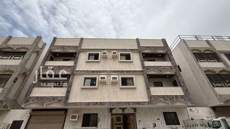 عمارة للبيع في شارع مصطفي الواعظ, حي الفيصلية, مدينة جدة, منطقة مكة المكرمة صورة 2
