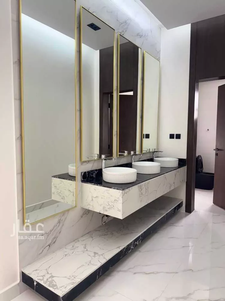 فيلا للبيع في حي ، شارع عائشة بنت أبي الفتح ، حي المهدية ، الرياض ، منطقة الرياض صورة 3