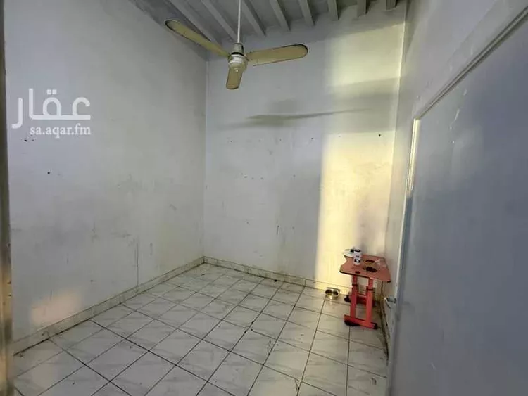 فيلا للبيع في شارع سويد بن زيد, حي الجرادية, مدينة الرياض, منطقة الرياض صورة 4