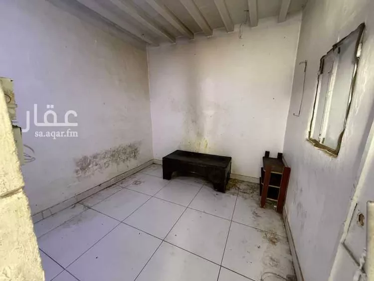 فيلا للبيع في شارع سويد بن زيد, حي الجرادية, مدينة الرياض, منطقة الرياض صورة 5