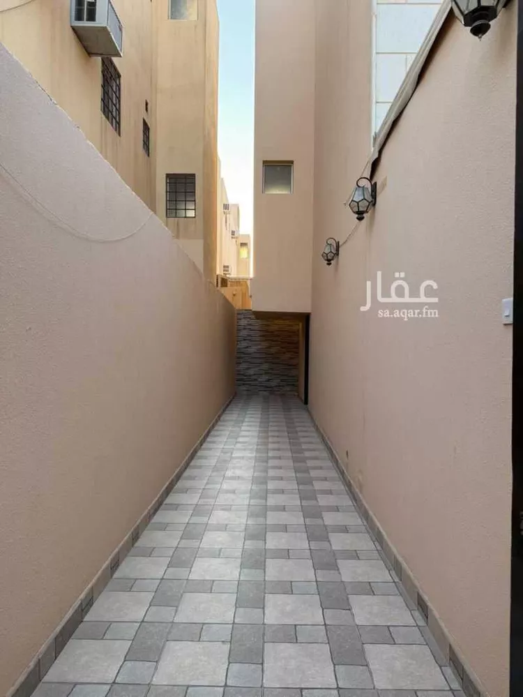 دور للبيع في شارع رقم 145, حي المونسية, مدينة الرياض, منطقة الرياض صورة 4