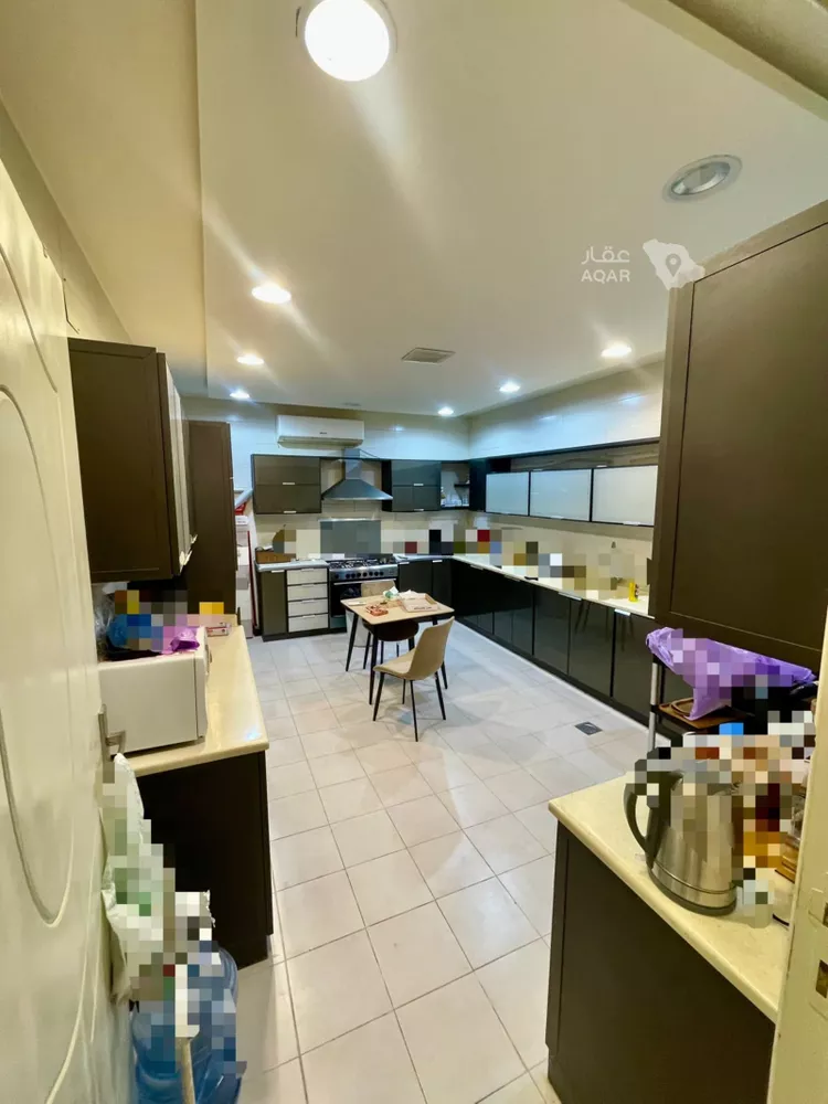 Floor for Rent in Riyadh Al Arid 6