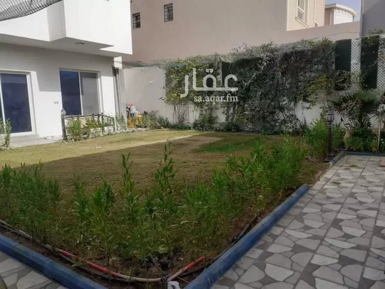 فيلا للبيع في شارع محمد بن أبي طاهر, حي المعيزيلة, مدينة الرياض, منطقة الرياض صورة 2