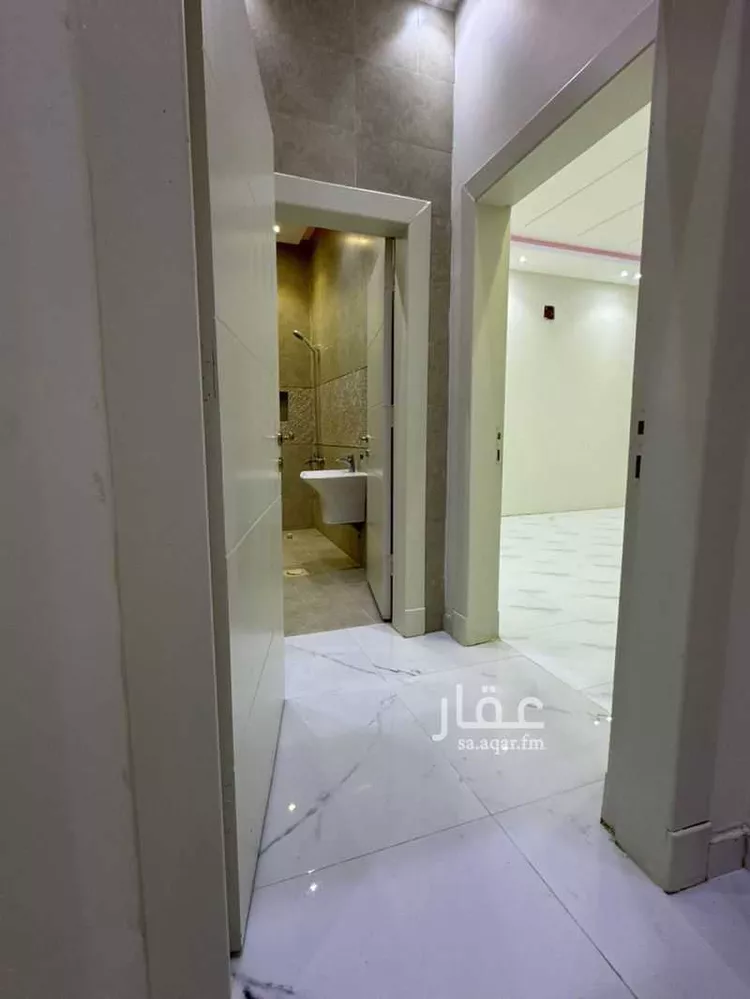 دور للإيجار في شارع محمد بن أبي طاهر, حي المعيزيلة, مدينة الرياض, منطقة الرياض صورة 2