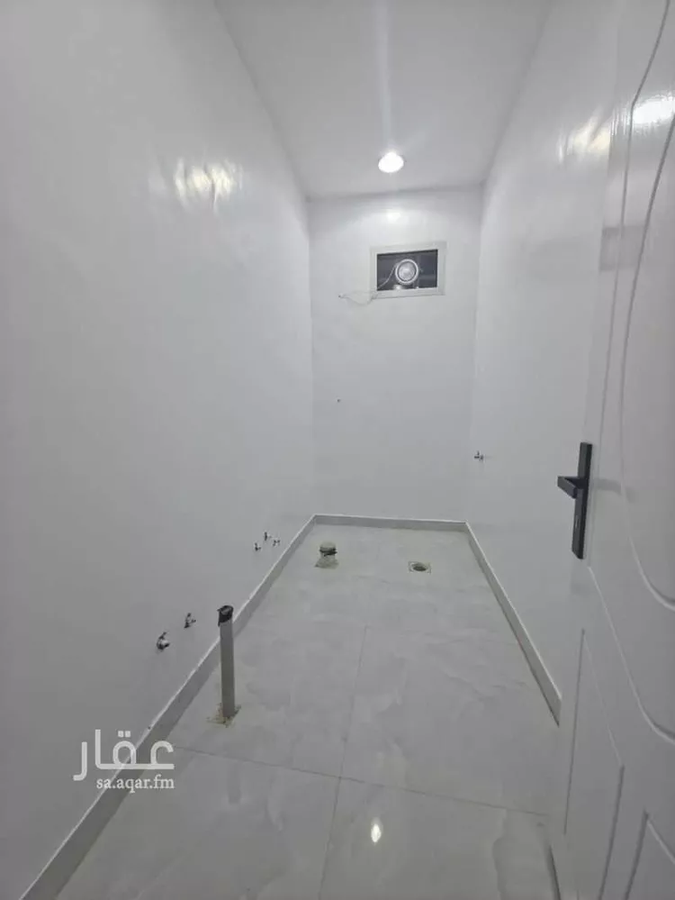 فيلا للإيجار في شارع أبي علي بن الجوزي, حي الرمال, مدينة الرياض, منطقة الرياض صورة 4