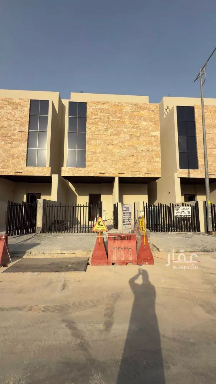 دور للبيع في شارع رقم 559, حي النرجس, مدينة الرياض, منطقة الرياض صورة 5