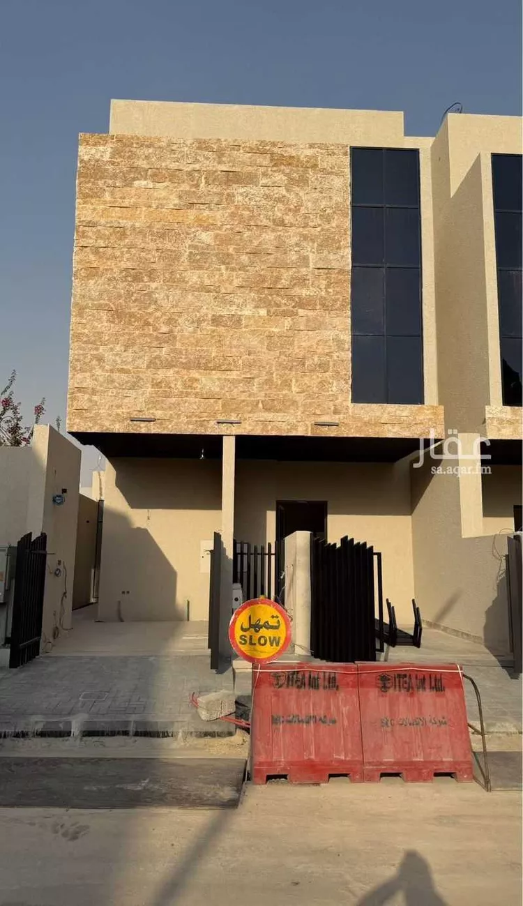 دور للبيع في شارع رقم 559, حي النرجس, مدينة الرياض, منطقة الرياض
