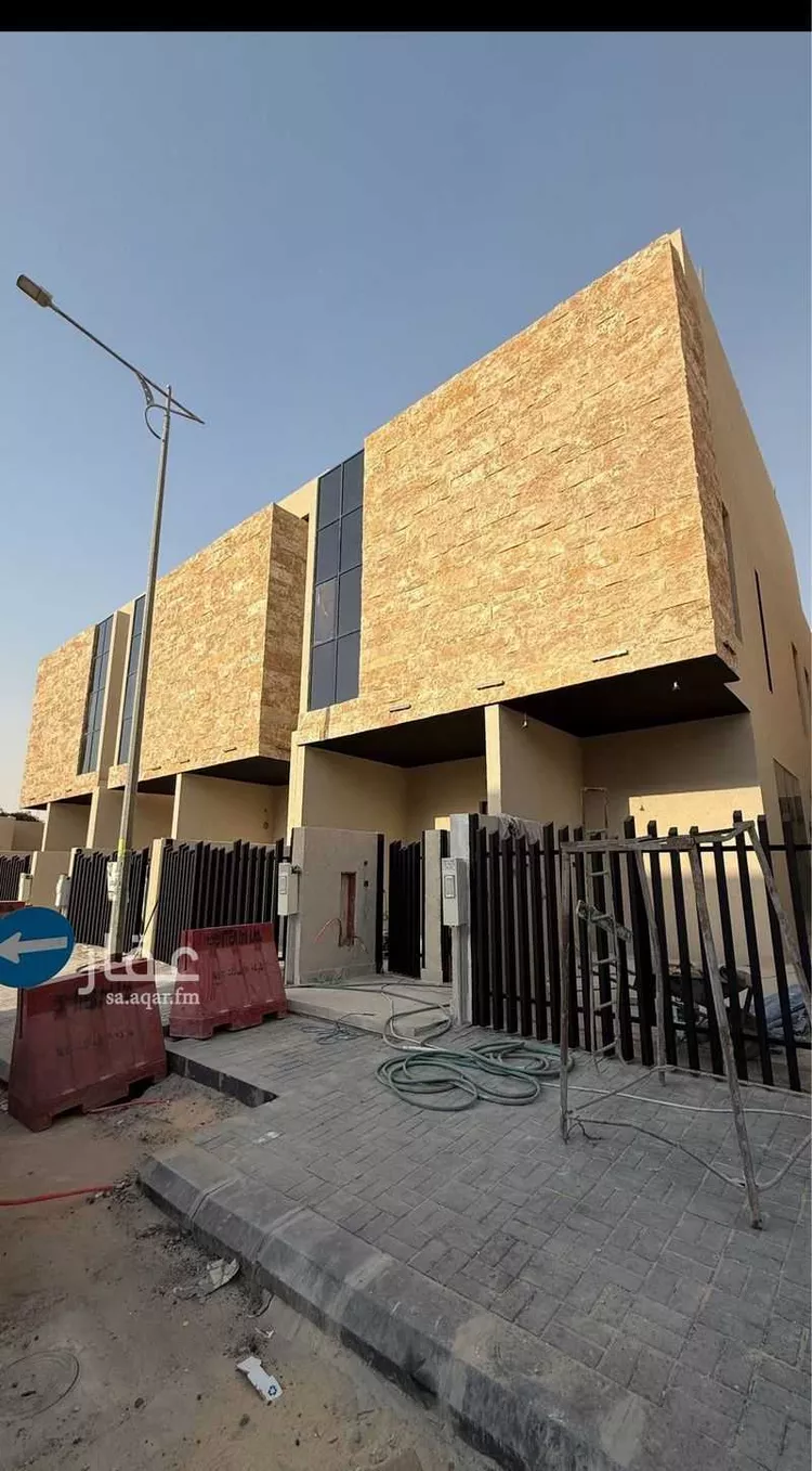 دور للبيع في شارع رقم 559, حي النرجس, مدينة الرياض, منطقة الرياض صورة 2