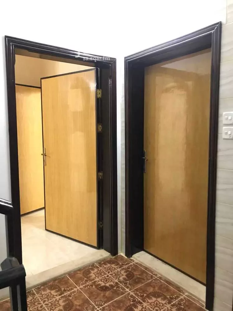عمارة للإيجار في شارع الدانه, حي السلام, مدينة بلجرشي, منطقة الباحة صورة 2