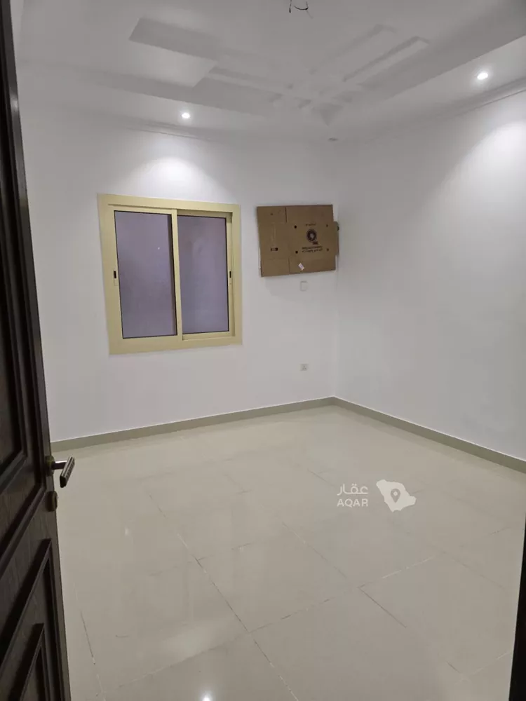 شقة للإيجار في شارع ابن عائد الكاتب ، حي المروة ، جدة ، جدة