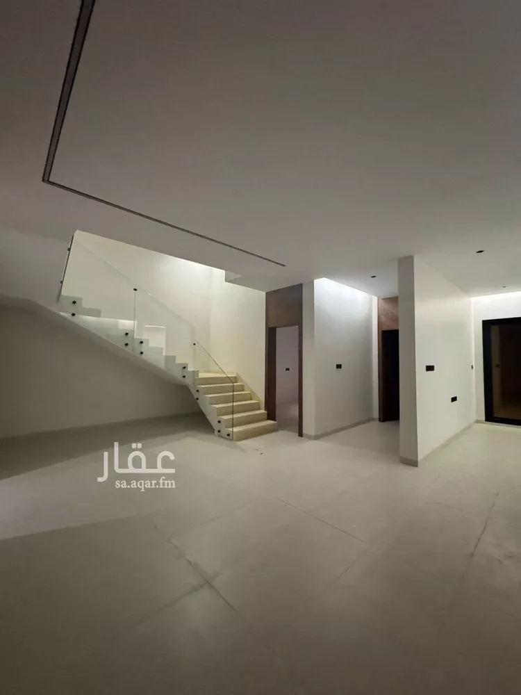 فيلا للبيع في شارع إسماعيل بن أبي اليسر, حي العارض, مدينة الرياض, منطقة الرياض صورة 4