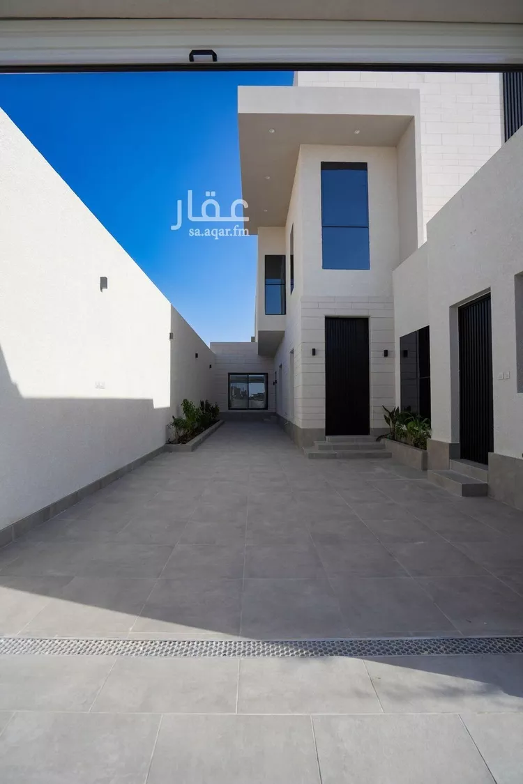فيلا للبيع في شارع ثعلبه بن سعد الخزرجي, حي العارض, مدينة الرياض, منطقة الرياض صورة 3