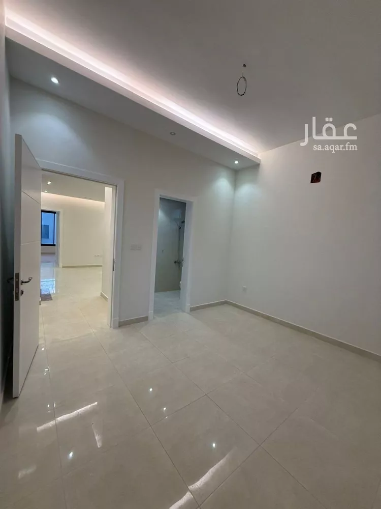 فيلا للبيع في شارع إسماعيل بن أبي اليسر, حي العارض, مدينة الرياض, منطقة الرياض 12