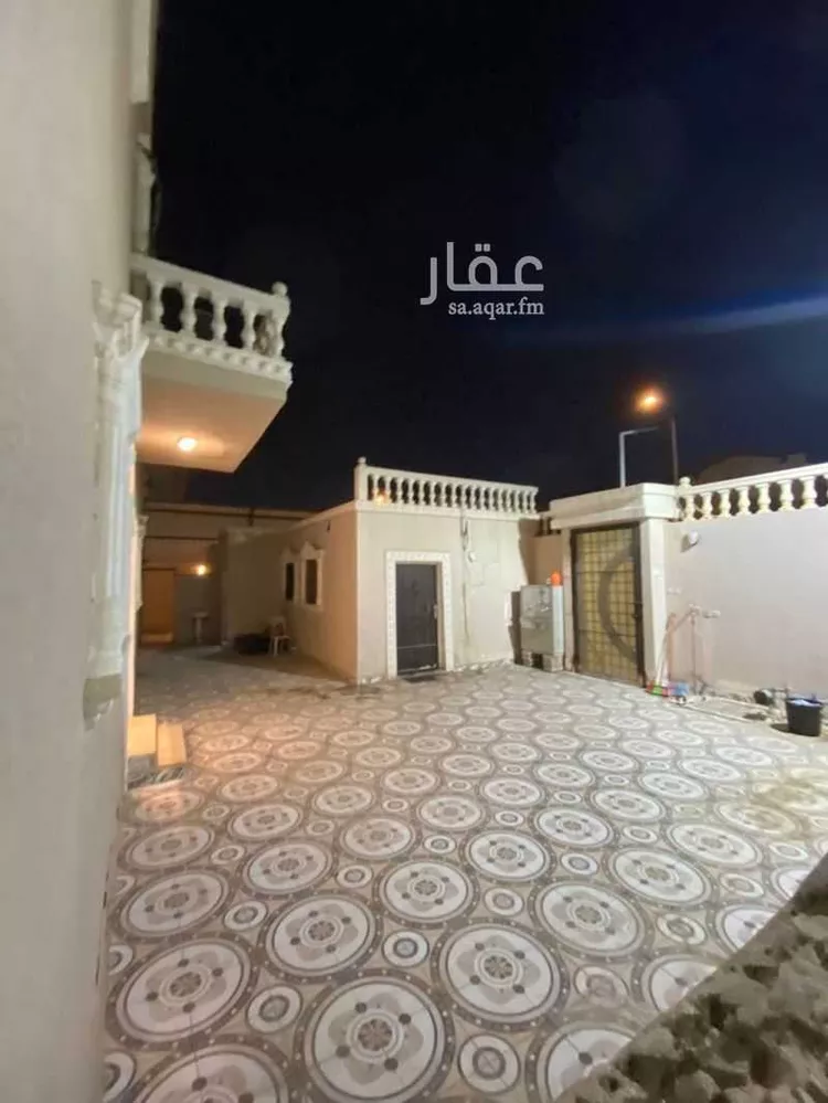 فيلا للبيع في شارع الدفاع, حي إشبيلية, مدينة الرياض, منطقة الرياض