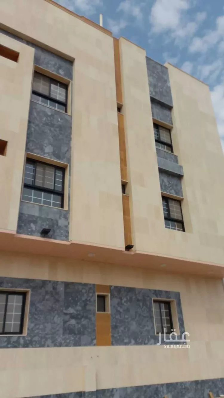 عمارة للبيع في شارع 1014474, حي ورقان, مدينة المدينة المنورة, منطقة المدينة المنورة