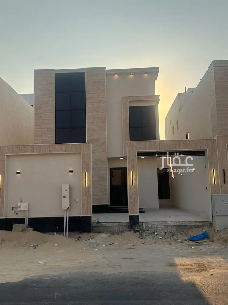 فيلا للبيع في شارع ابن المظفر الحاتمي, حي العروبة, مدينة الدمام, المنطقة الشرقية