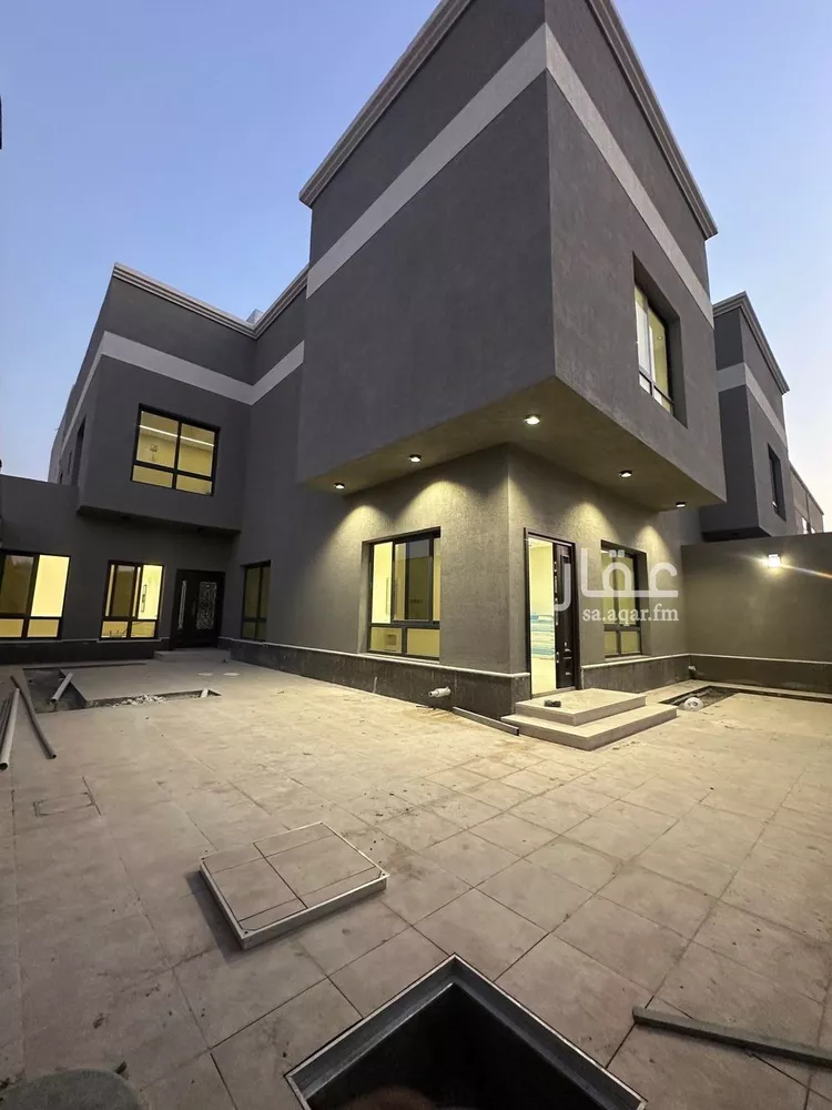 فيلا للبيع في شارع 8 الشفاء, حي العروبة, مدينة الدمام, المنطقة الشرقية صورة 2