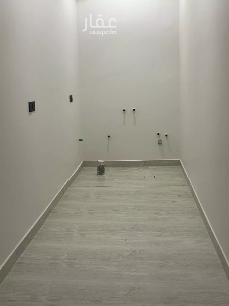 فيلا للبيع في شارع المبشر بن فاتك, حي العروبة, مدينة الدمام, المنطقة الشرقية صورة 2