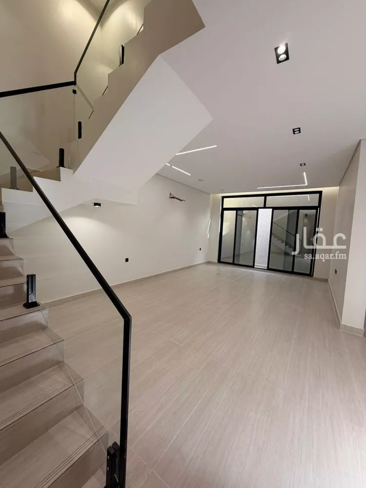 فيلا للبيع في شارع عسير, حي الدانة, مدينة الاحساء, المنطقة الشرقية صورة 2