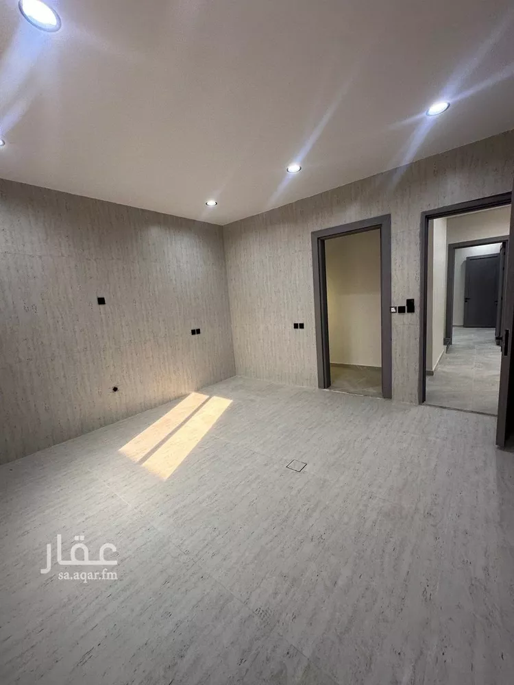 فيلا للبيع في شارع النجوم, حي الشروق, مدينة الدمام, المنطقة الشرقية صورة 2