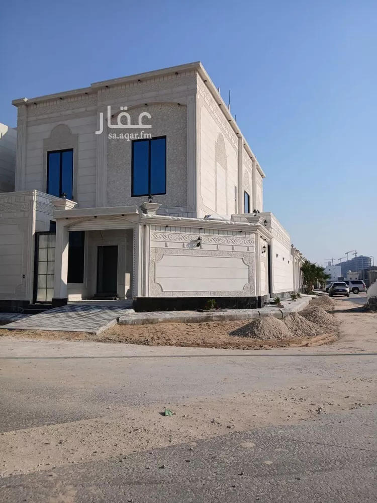 فيلا للبيع في شارع سهل بن صخر, حي ضاحية الملك فهد, مدينة الدمام, المنطقة الشرقية صورة 2