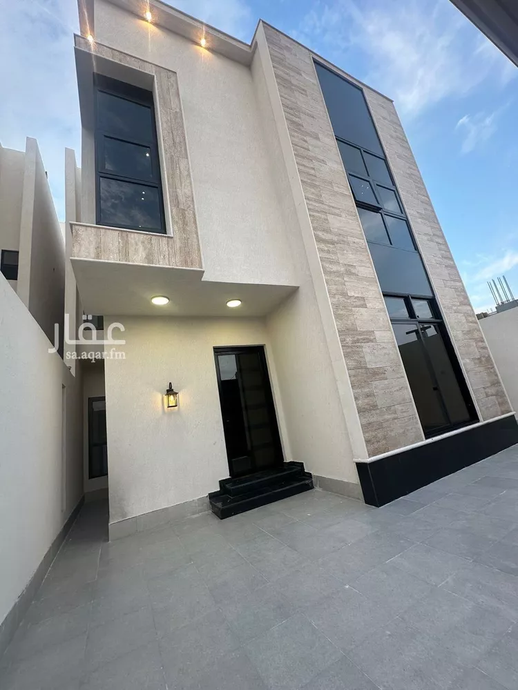 فيلا للبيع في شارع الكواكب, حي الشروق, مدينة الدمام, المنطقة الشرقية صورة 2