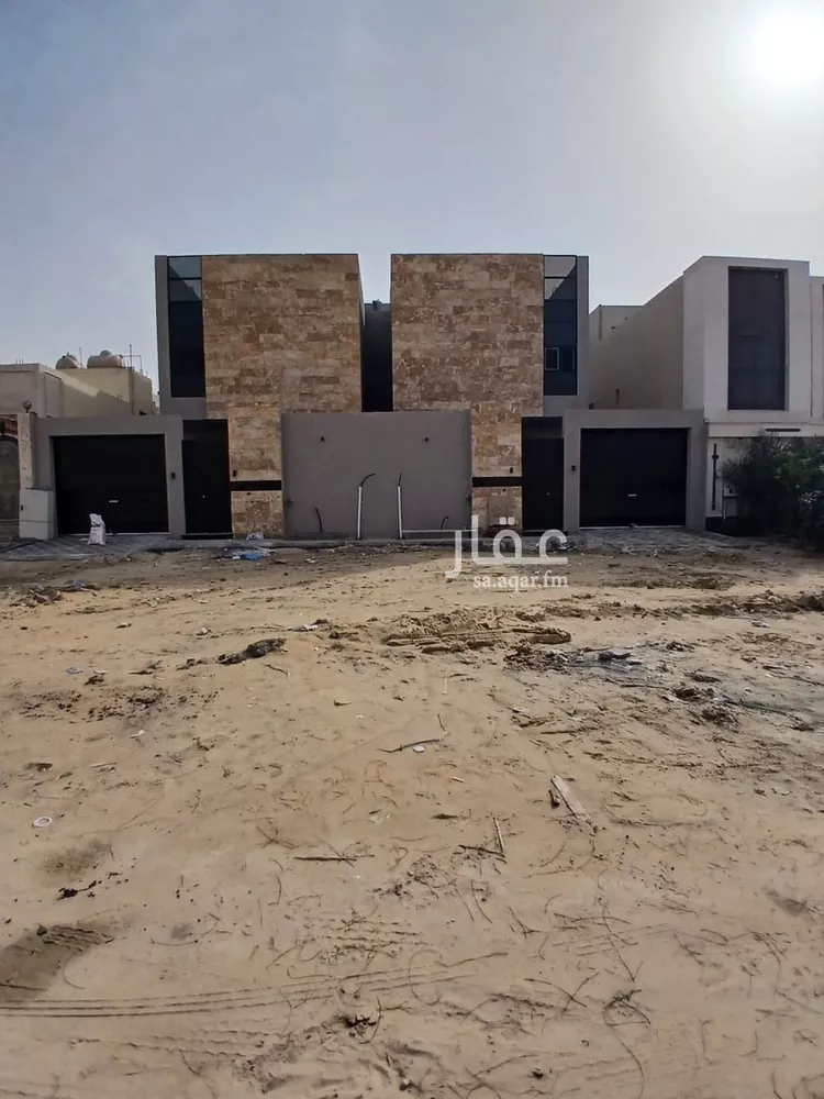 فيلا للبيع في شارع الخفجي, حي ضاحية الملك فهد, مدينة الدمام, المنطقة الشرقية صورة 3