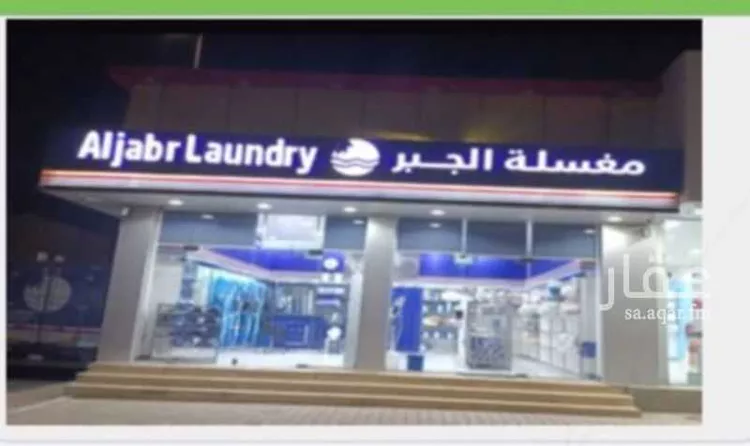 محل للإيجار في شارع شارع زامل العبدالله السليم, حي الفاخرية, مدينة عنيزه, منطقة القصيم